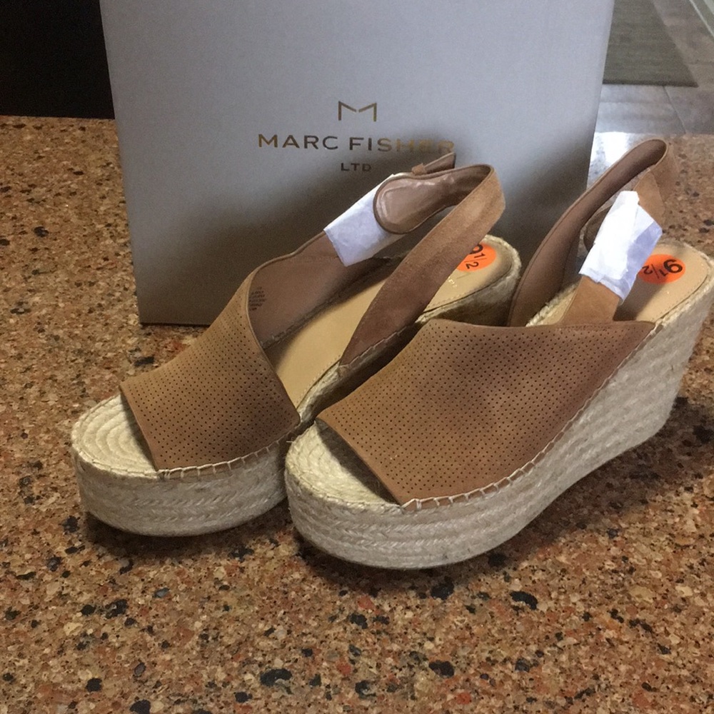 Marc Fisher Andela Espadrille